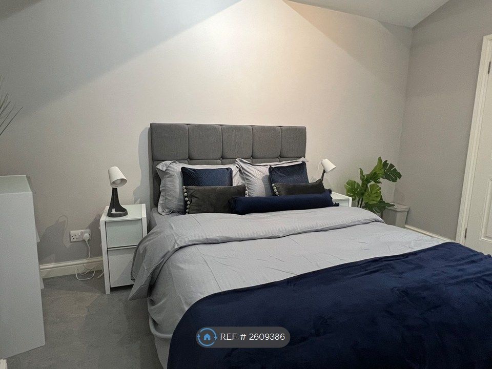 Property photo 2 of 3