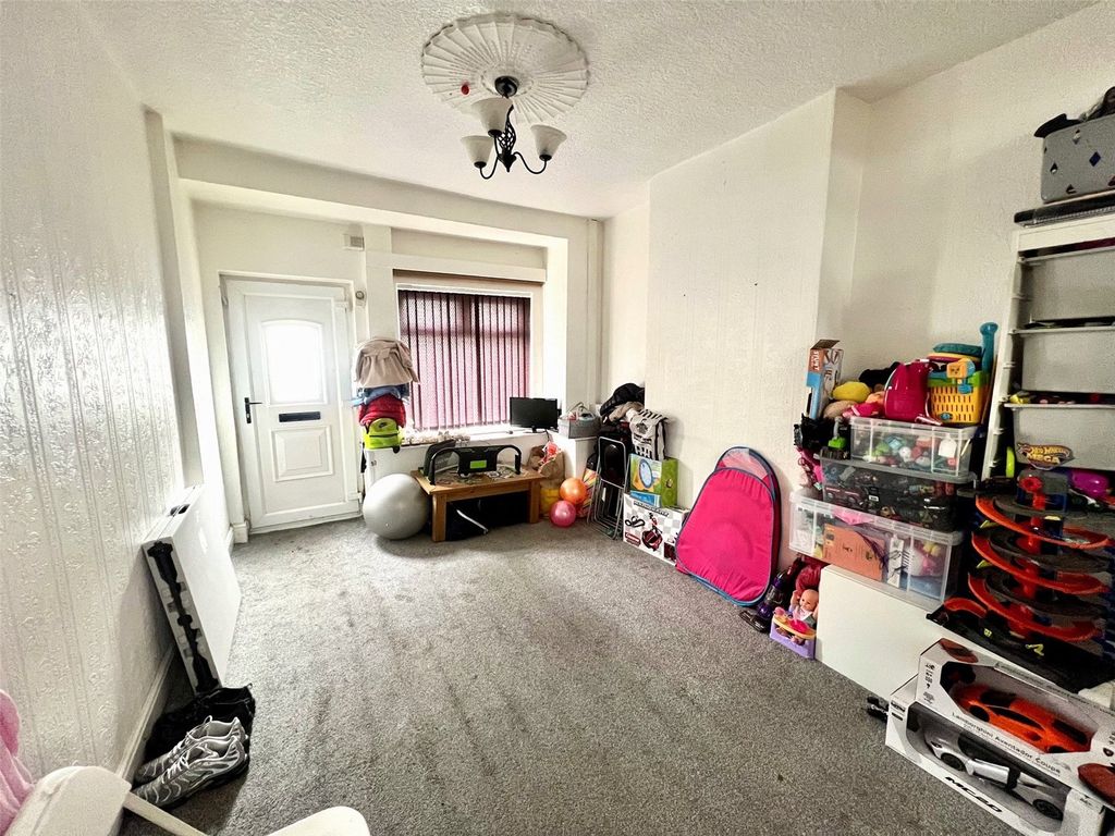 Property photo 2 of 11 Picture No. 03