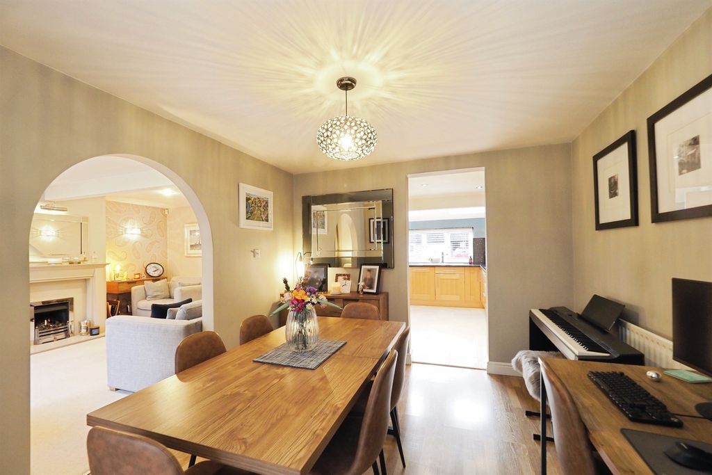 Property photo 3 of 30