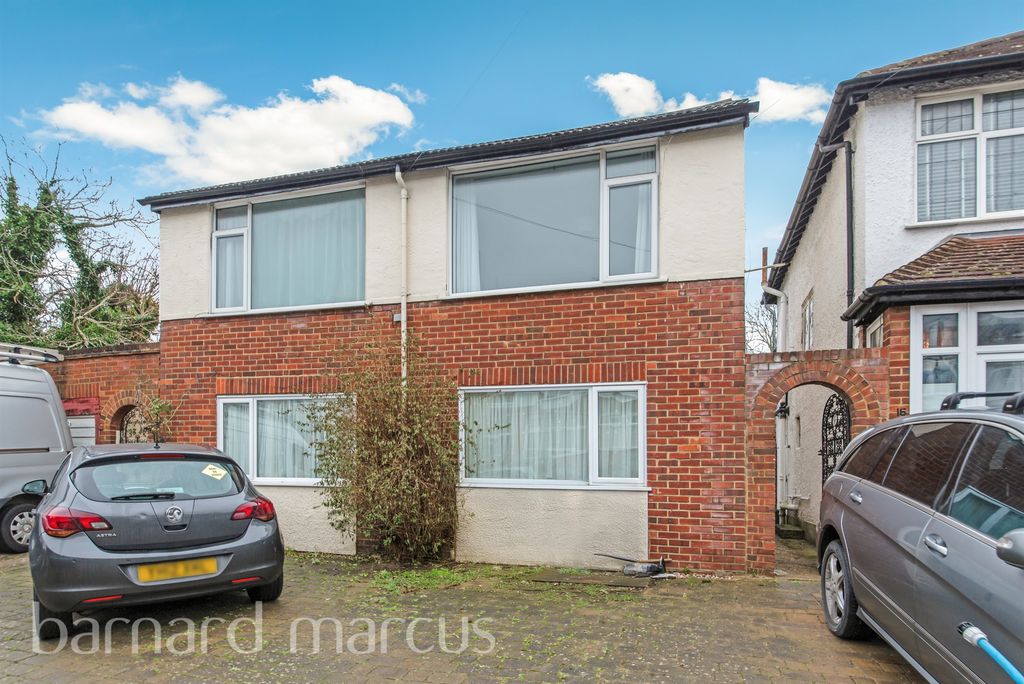 Property photo 1 of 16