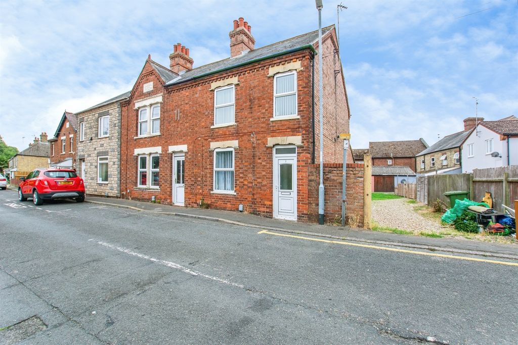 Property photo 1 of 19