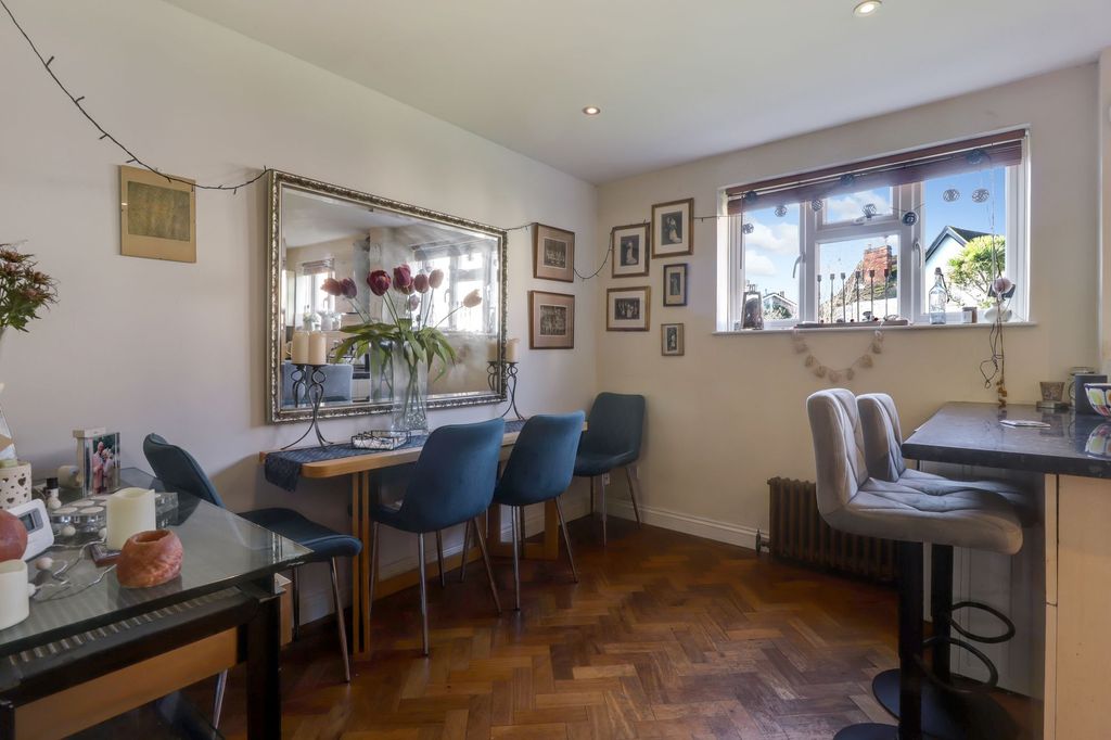 Additional image 5 of 2 bed maisonette for saleBridge Road, East Molesey KT8
