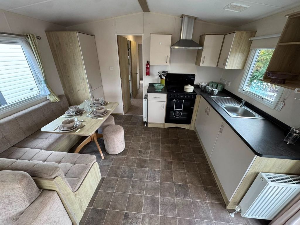 Property photo 2 of 11 Abi Trieste 2018 Car0061317 144755416.Jpeg