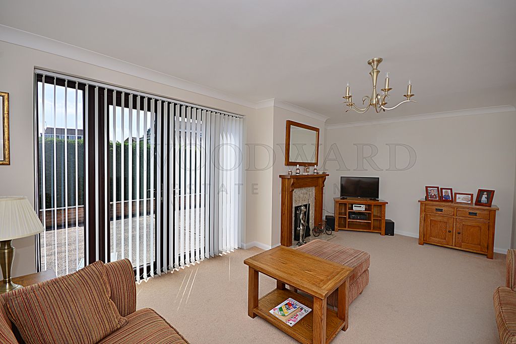 Property photo 2 of 12 Living Room