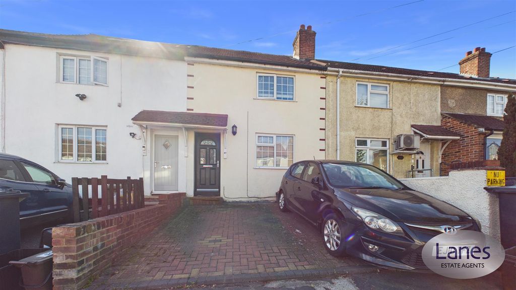 Property photo 1 of 11 Cam02479G0-Pr0115-Still015.Jpg