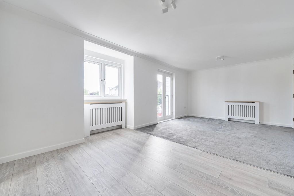 Property photo 1 of 16 1472465-5-6A27126Cb3c97.Jpg