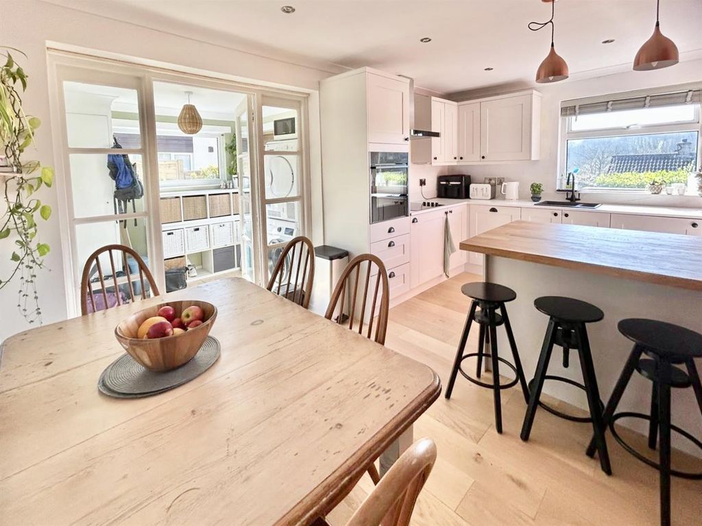 Property photo 3 of 29 Whatsapp Image 2026-03-20 At 12.38.40 (3).Jpeg