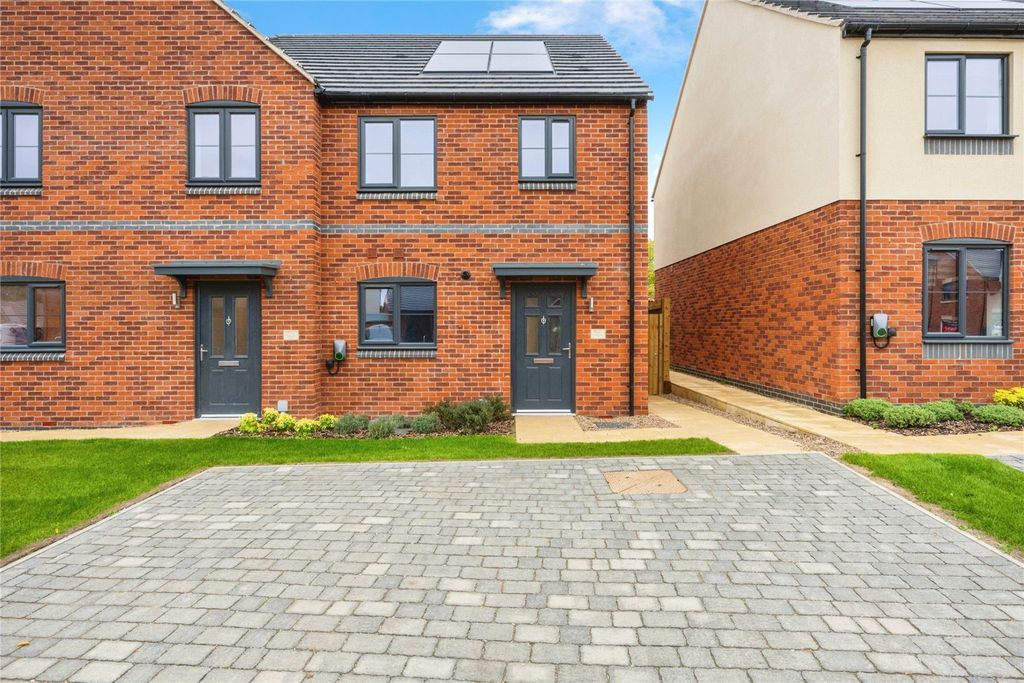 Property photo 1 of 8 Picture No. 14