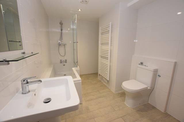 Property photo 2 of 13 Bathroom New.Jpg