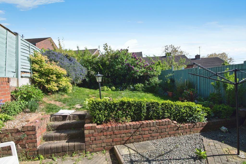 Property photo 2 of 22