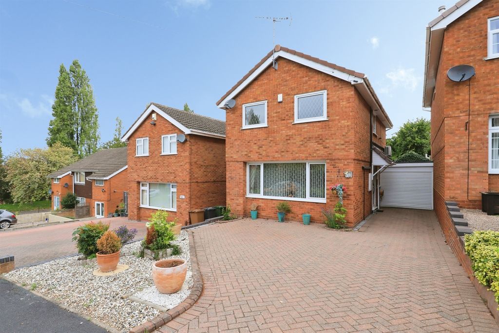 Property photo 1 of 21