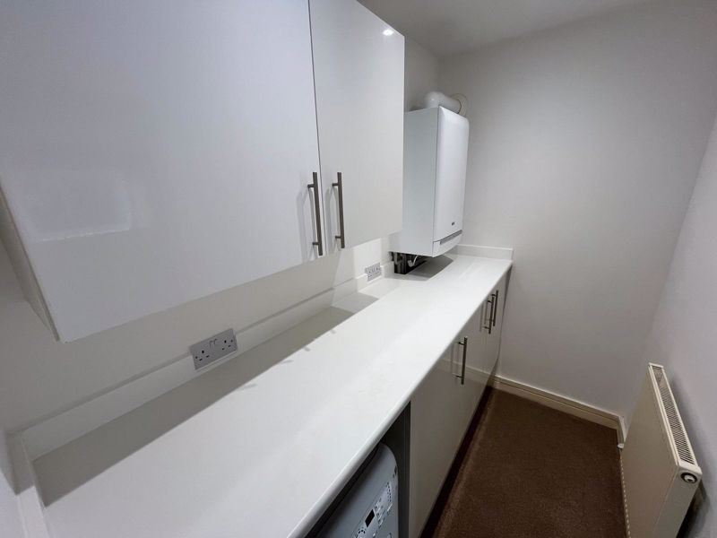 Property photo 3 of 7 Photo 4