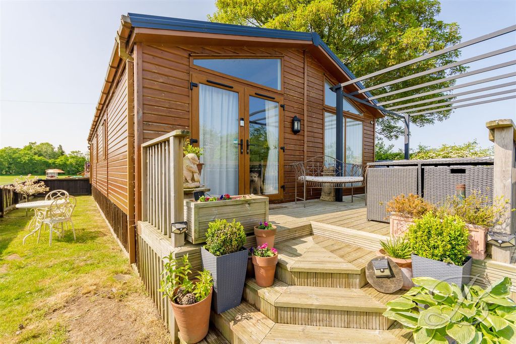 Property photo 1 of 13 CC Ltd4.Jpg