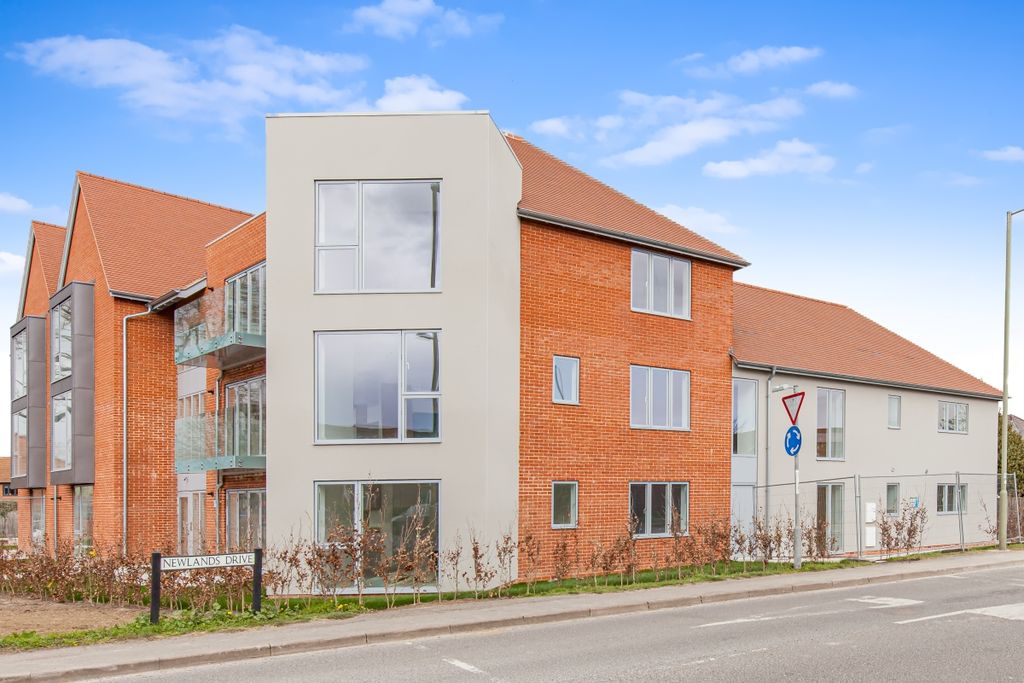 Property photo 1 of 7 157739