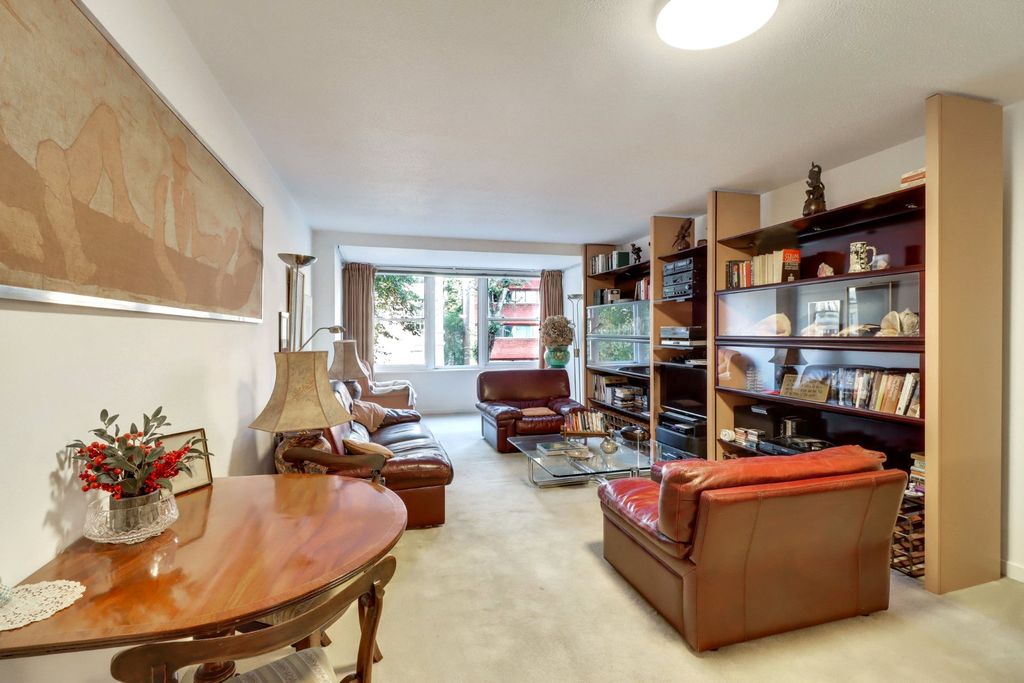 Property photo 3 of 11 Picture No. 22