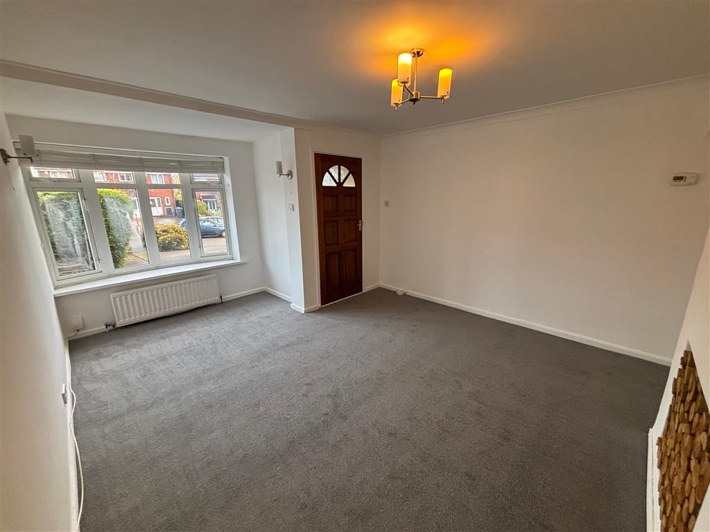 Property photo 3 of 18 Image