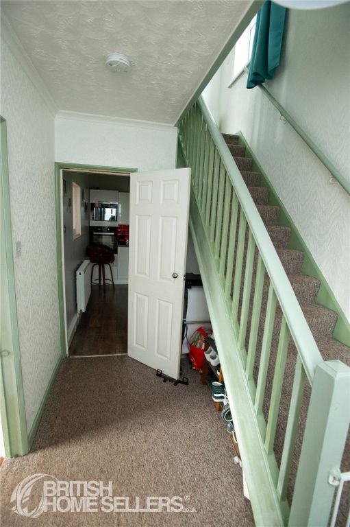 Property photo 3 of 16 Picture No. 04