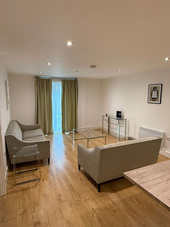 Property photo 2 of 6