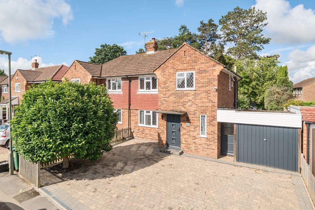Property photo 1 of 18