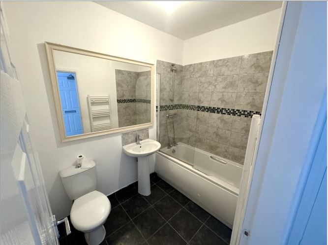 Property photo 2 of 4