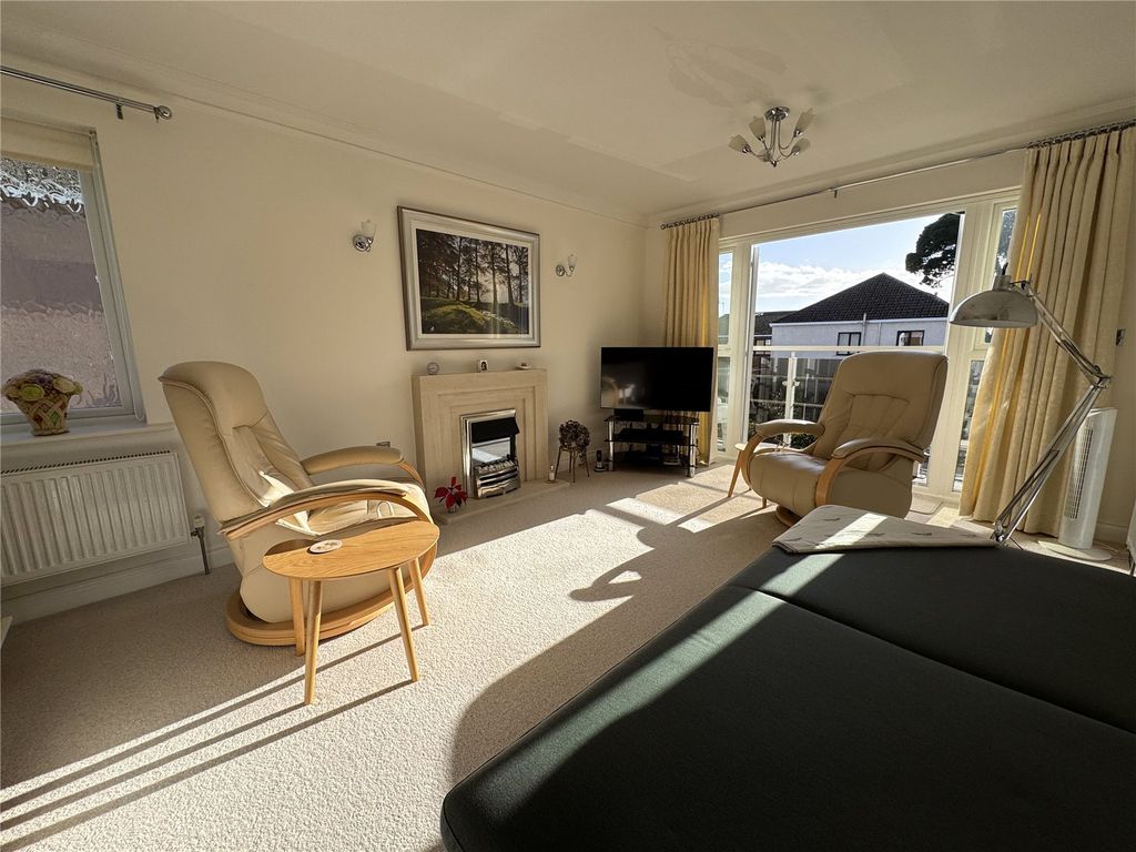 Property photo 3 of 10 Picture No. 19