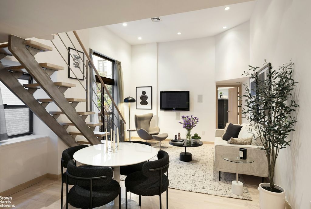 Property photo 2 of 12 <Alttext/>