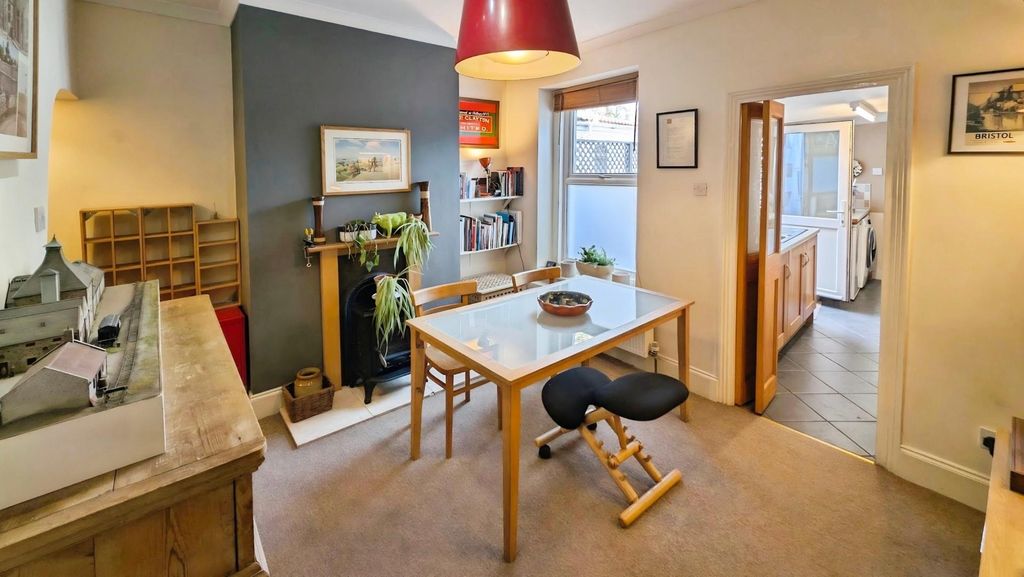 Property photo 2 of 18 Bf42Ceeb-Pxl_20260423_102352229.Jpg