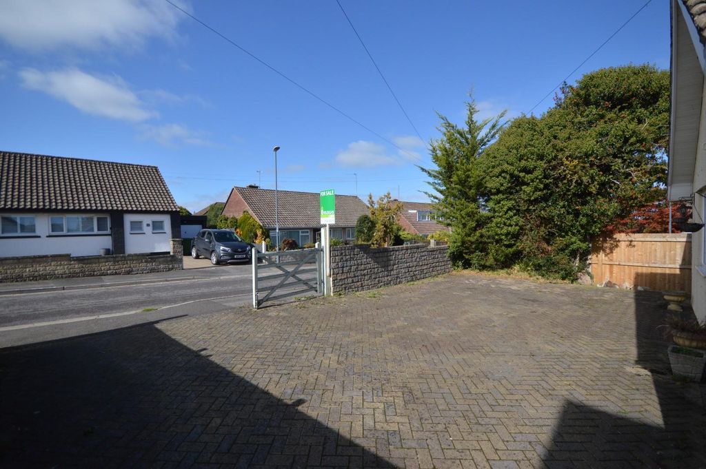 Property photo 2 of 20 Outside