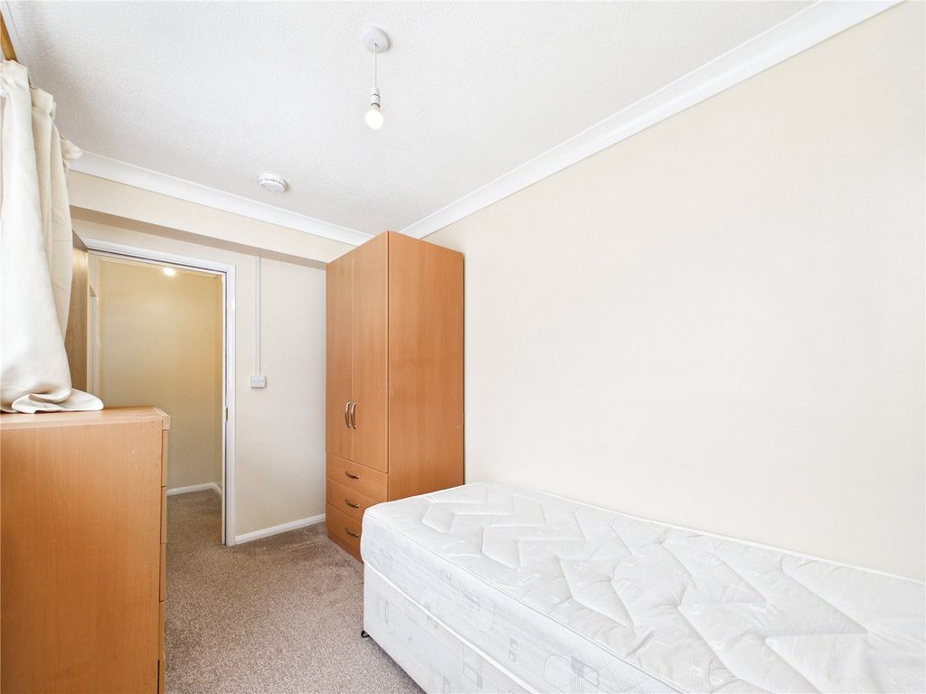 Property photo 3 of 8 Picture No. 02