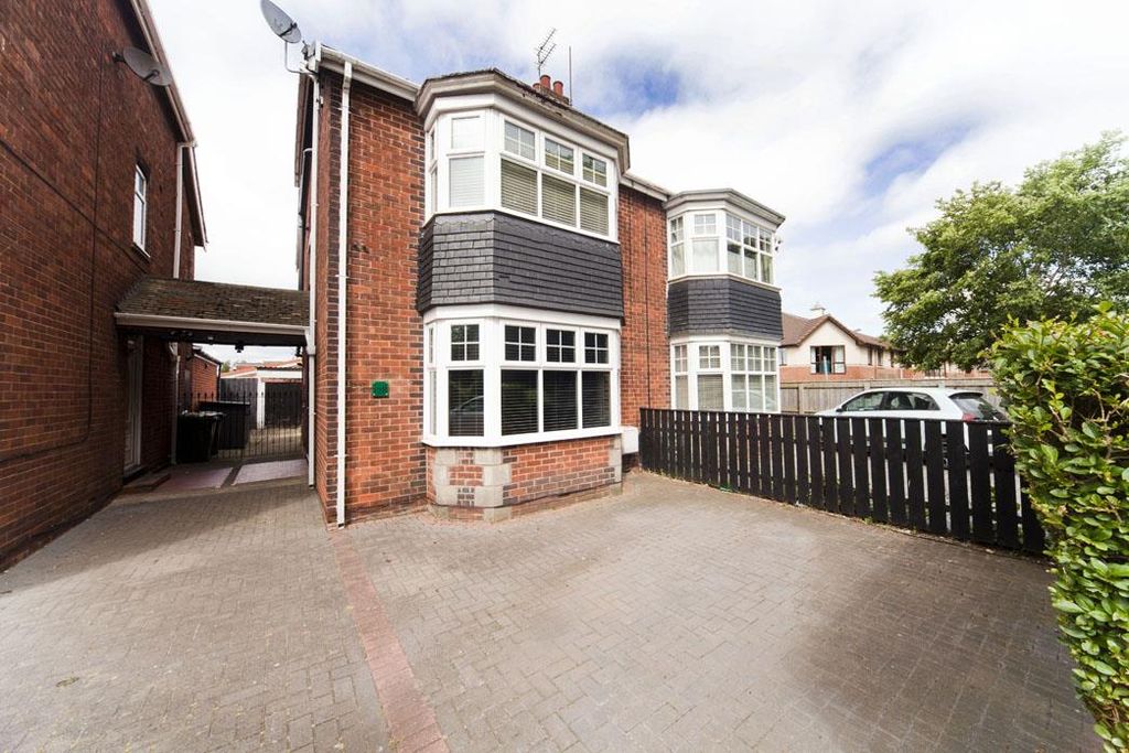 Property photo 1 of 27