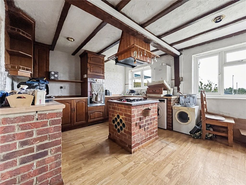 Property photo 2 of 10 Picture No. 07