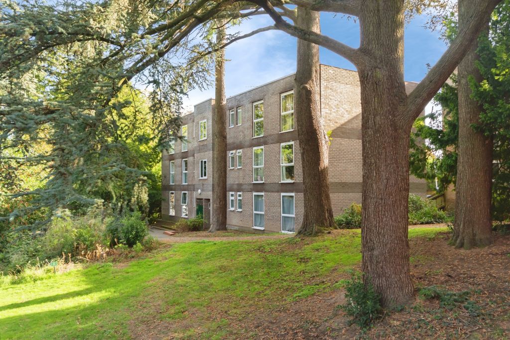 Property photo 1 of 4
