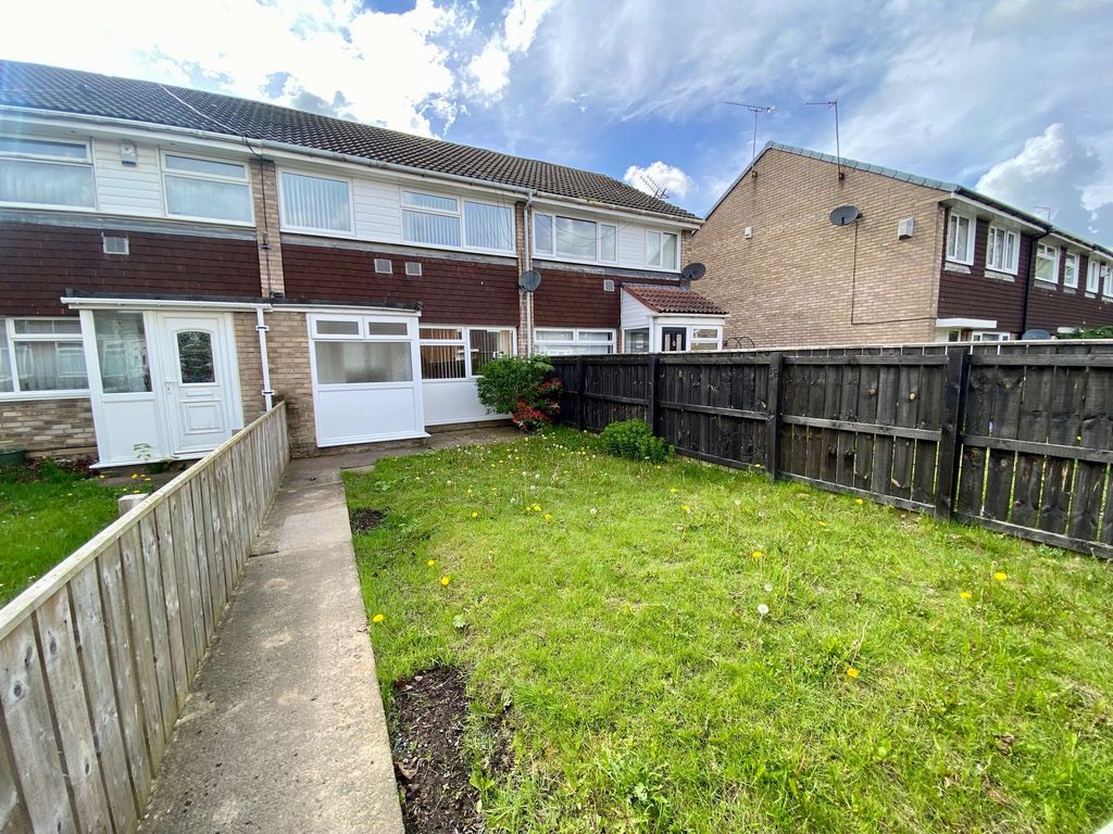 Property photo 1 of 12