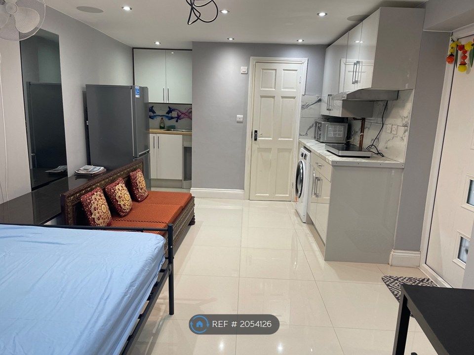 Property photo 1 of 4