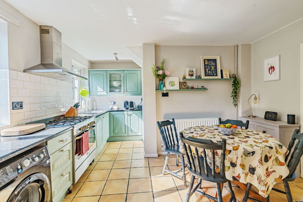 Property photo 1 of 17 Kitchen/Dining Area