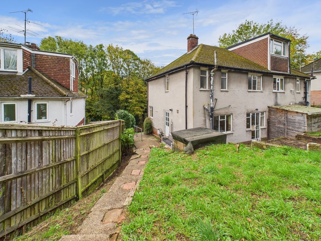 Property photo 3 of 11