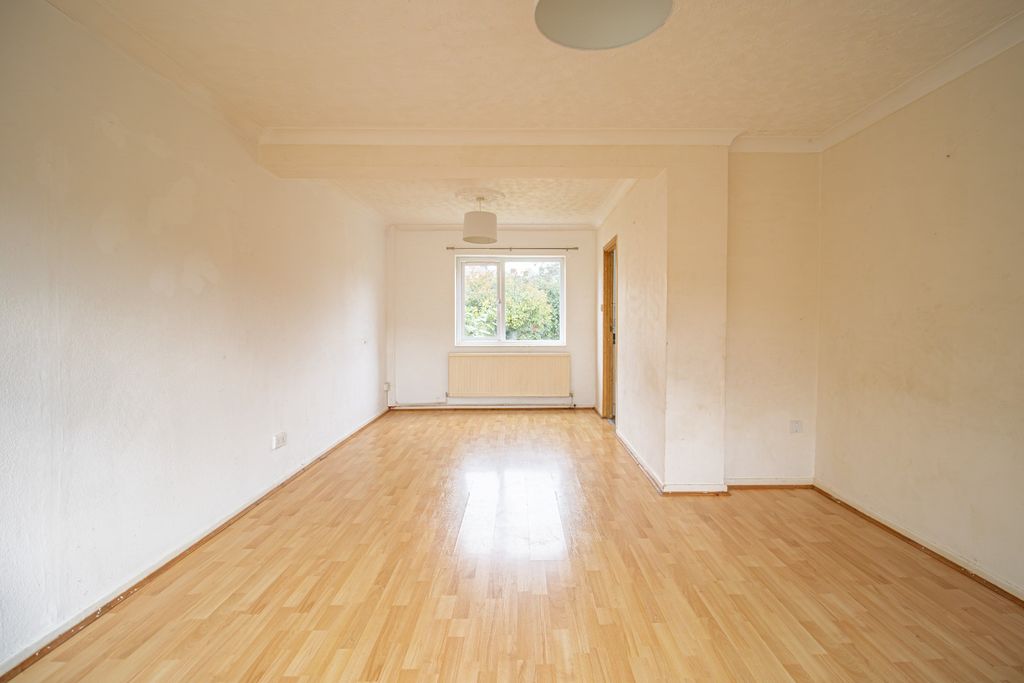 Property photo 2 of 15 5362503