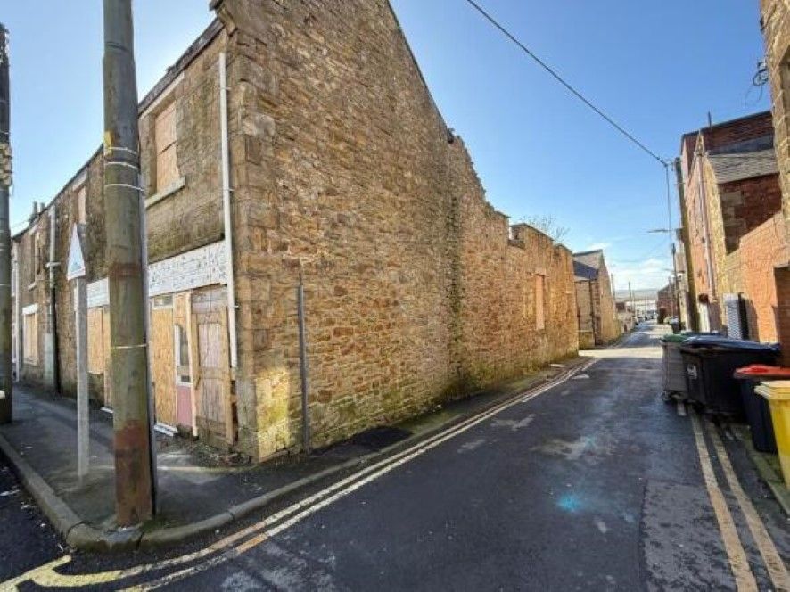 Property photo 2 of 7