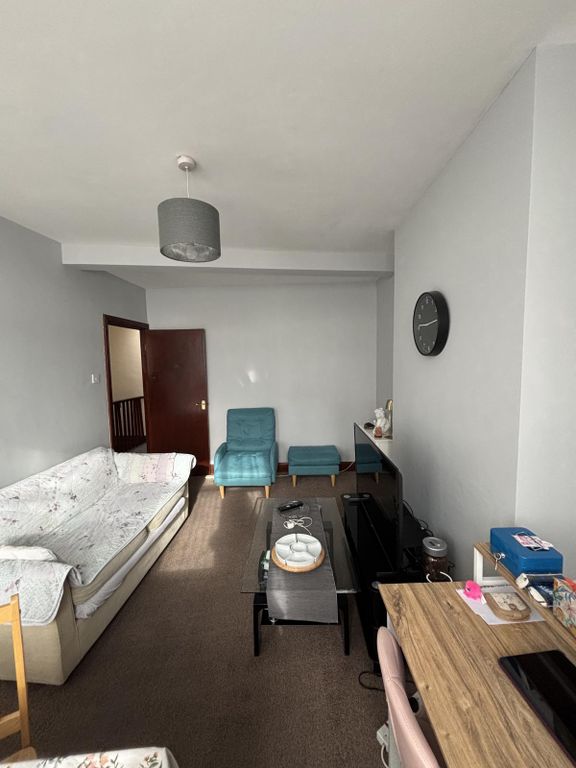 Property photo 2 of 6 Gallery