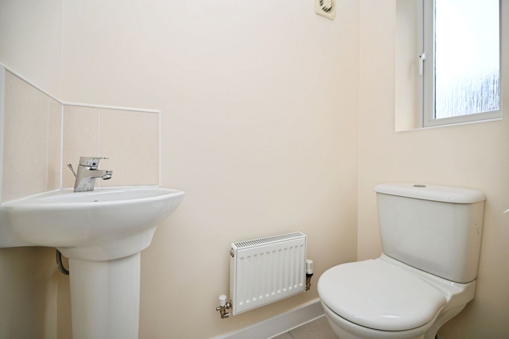 Property photo 3 of 22