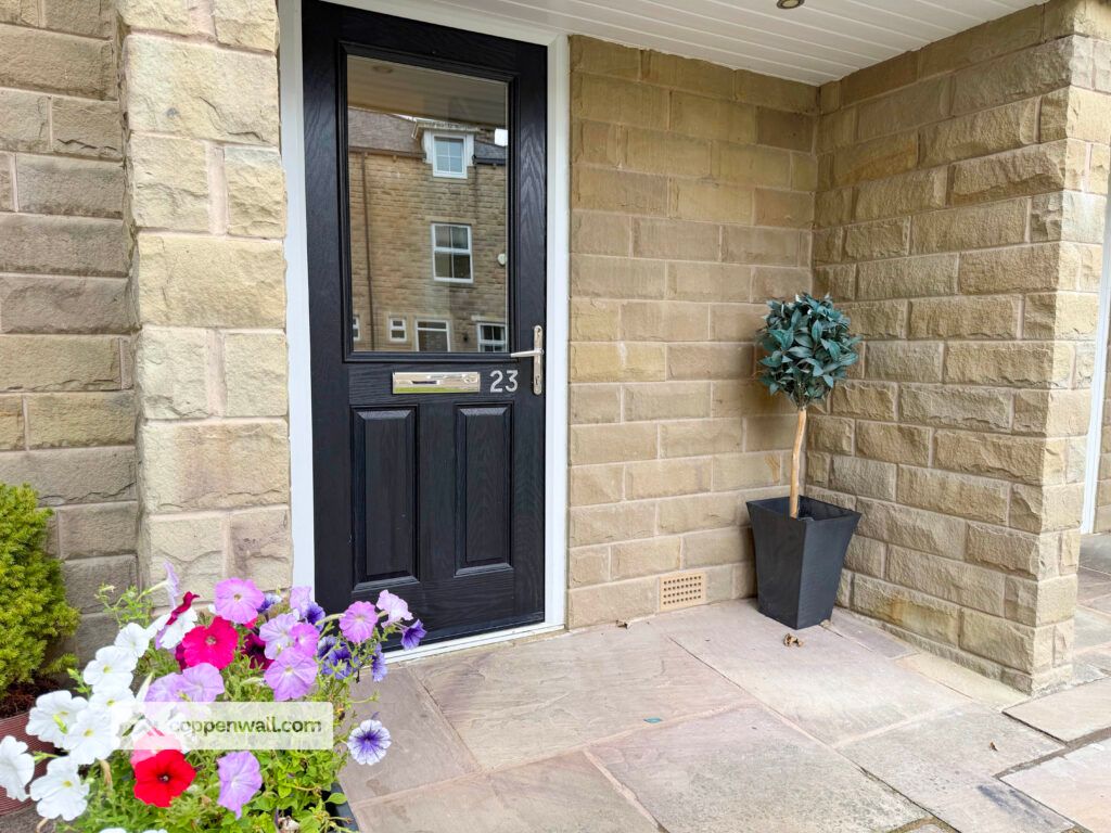Property photo 2 of 38