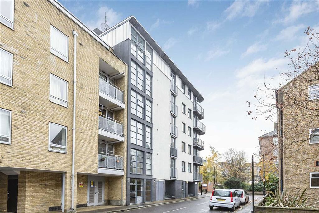 Property photo 1 of 6