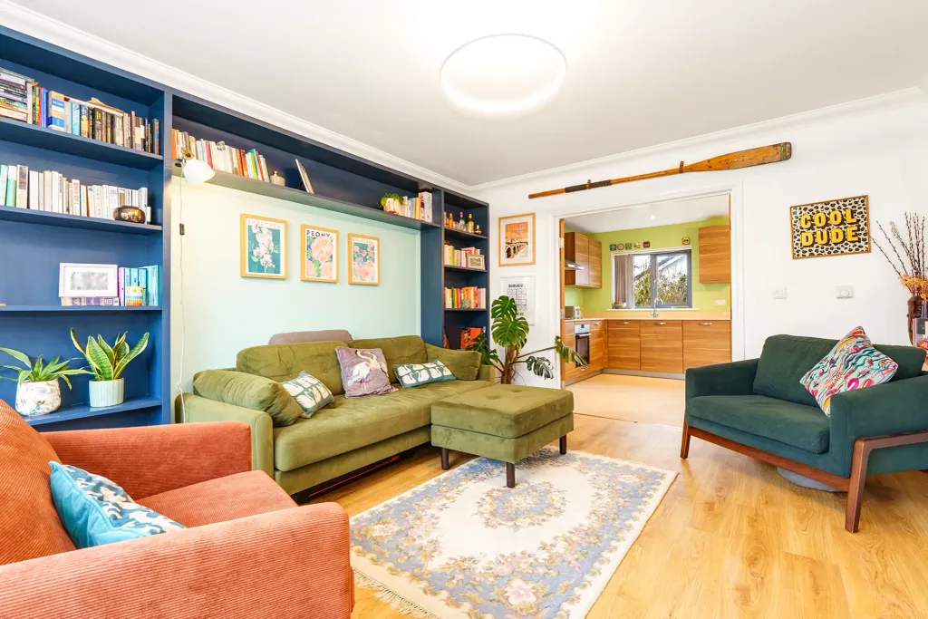 Property photo 3 of 16