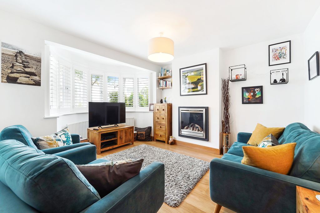 Property photo 2 of 34 Picture No. 22