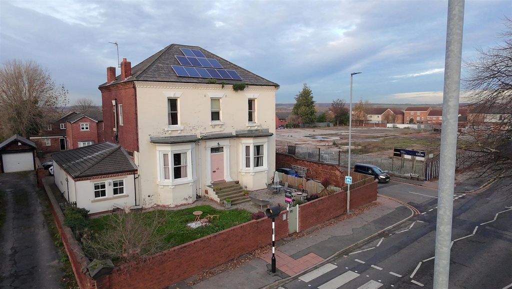 Property photo 1 of 36 Image00010.Jpeg