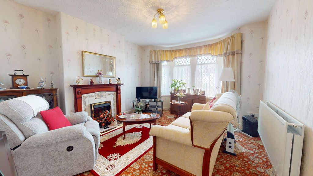 Property photo 2 of 15