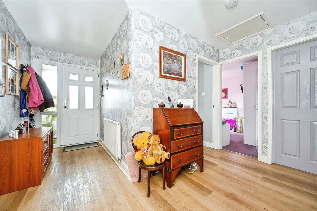 Property photo 3 of 14 Picture No. 05