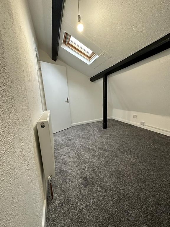 Property photo 2 of 13 Photo 1