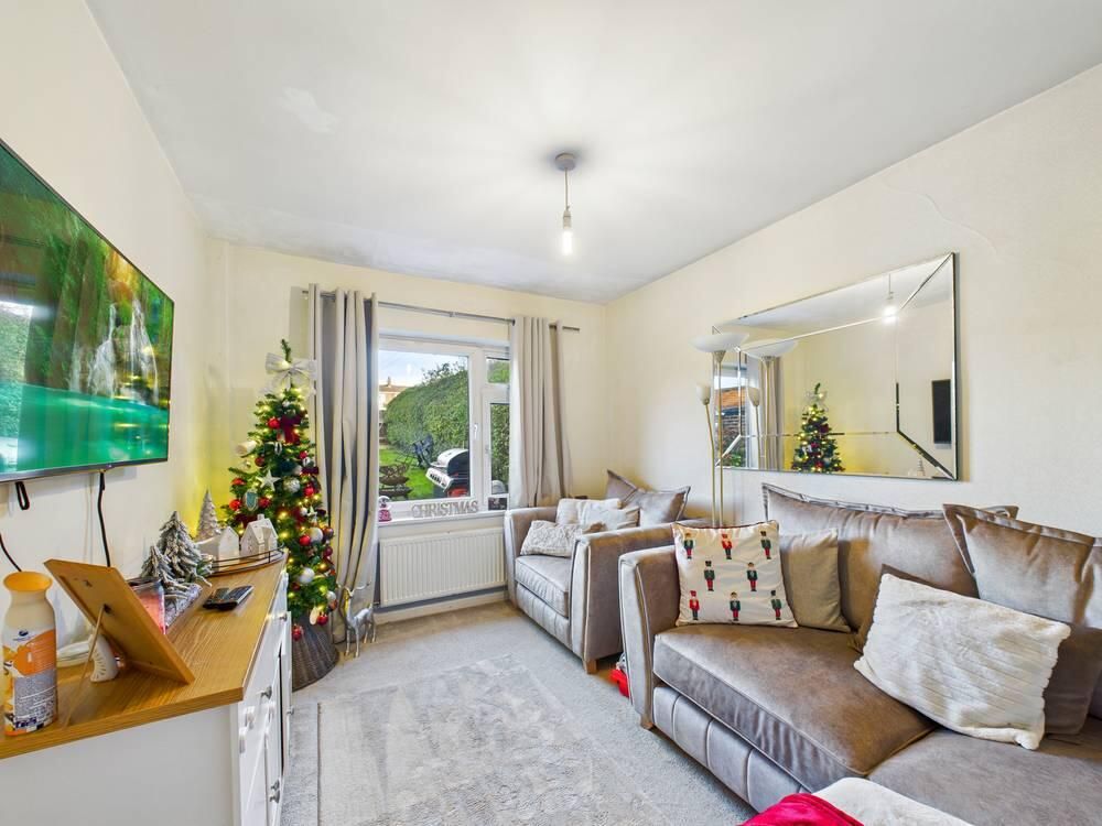 Property photo 1 of 15 Living Room