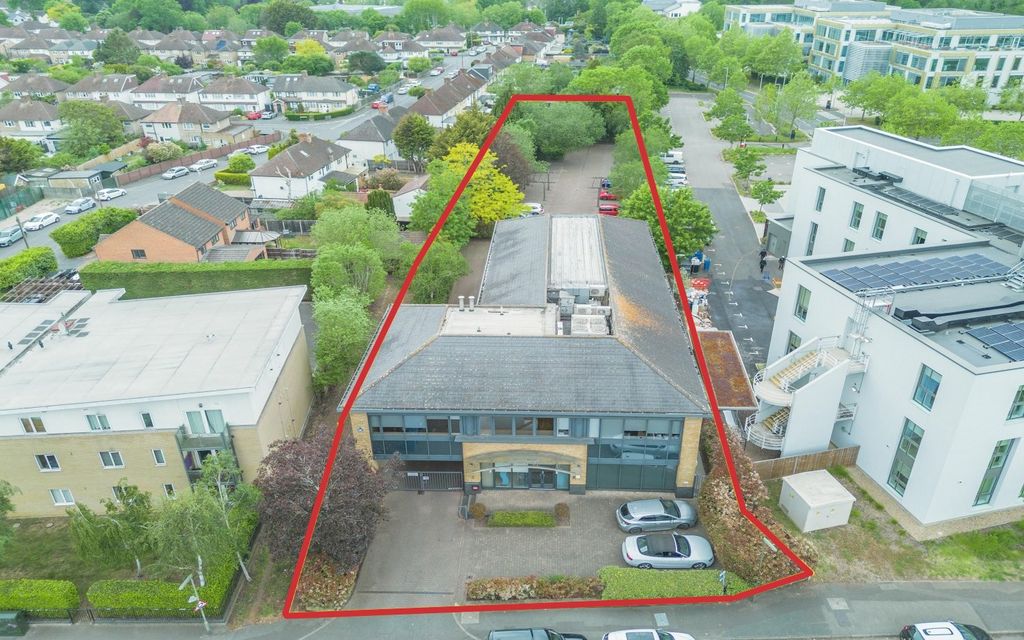Property photo 1 of 12